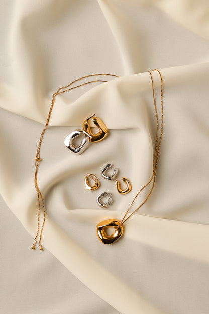 Impact “YUGAMI” Earring