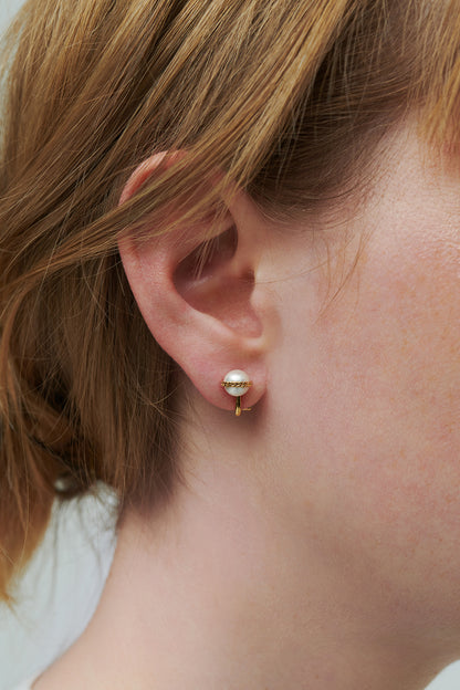 Pearl Pierce (6mm)